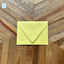 Load image into Gallery viewer, Banana Split