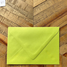 Load image into Gallery viewer, Sour Apple